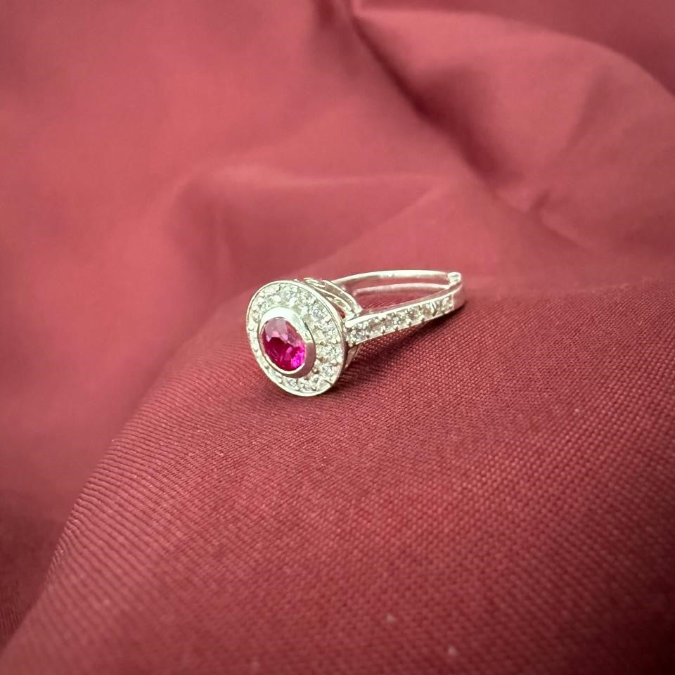 Oval Halo Diamond Design 925 Sterling Silver Ring