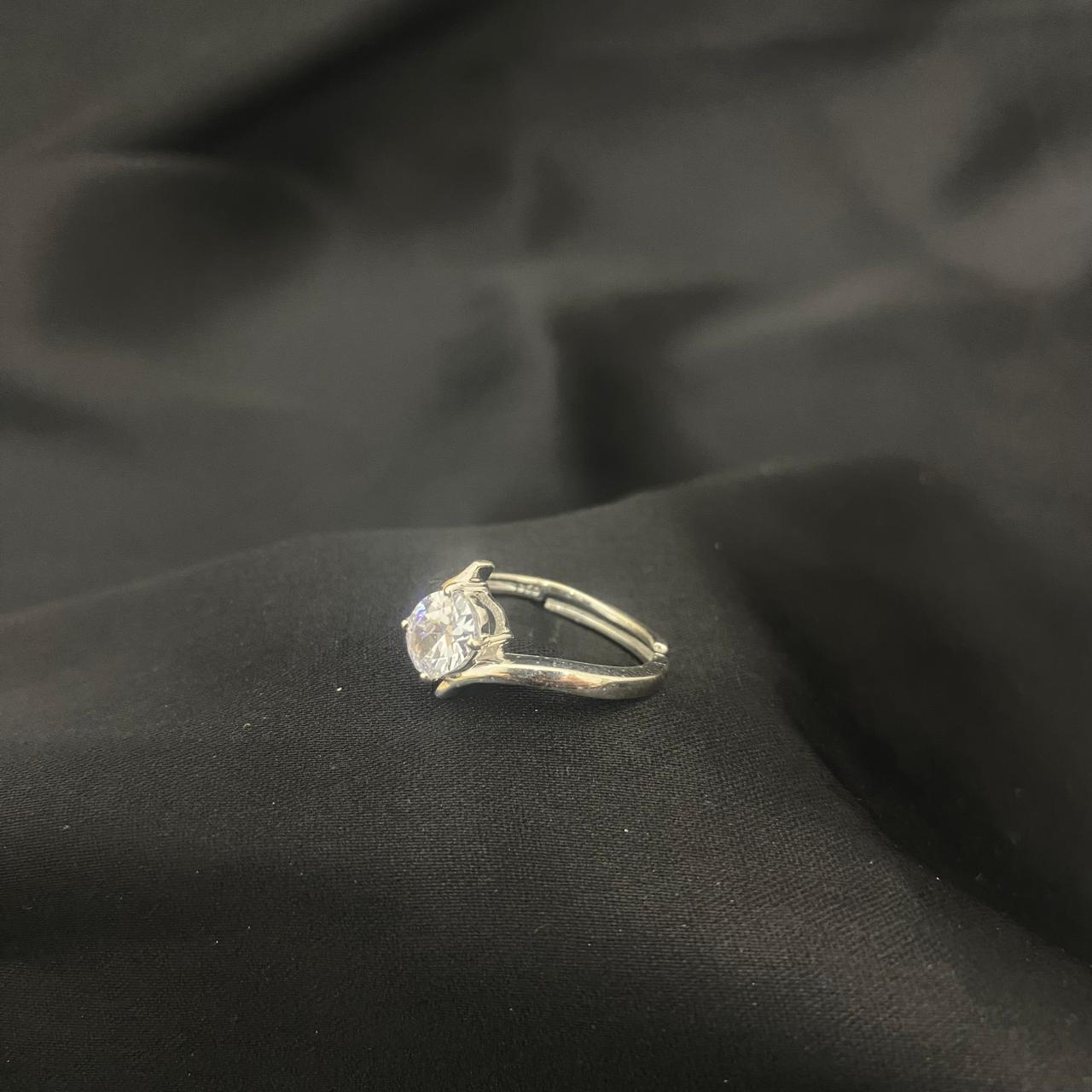 Round Cut Moissanite Diamond 925 Sterling Silver Ring